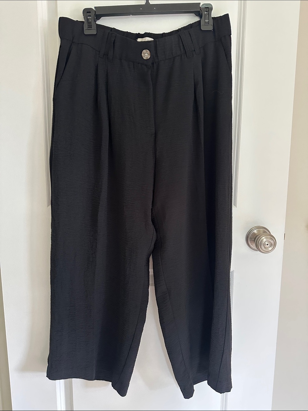 High-Rise Black Cropped Trousers for Women